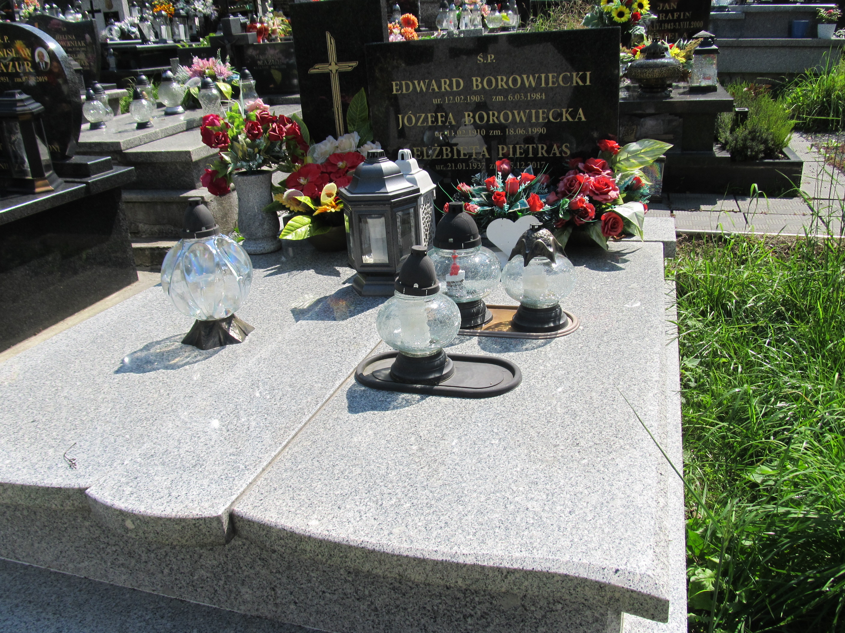 Grób Elżbieta Pietras